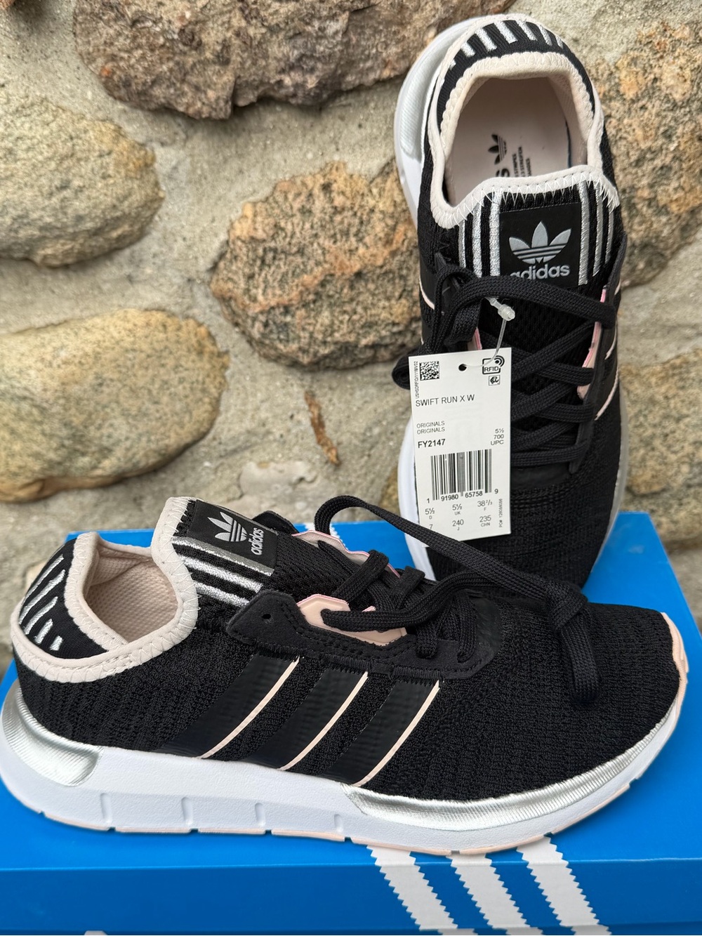 Adidas Originals Swift Run X Women NWT